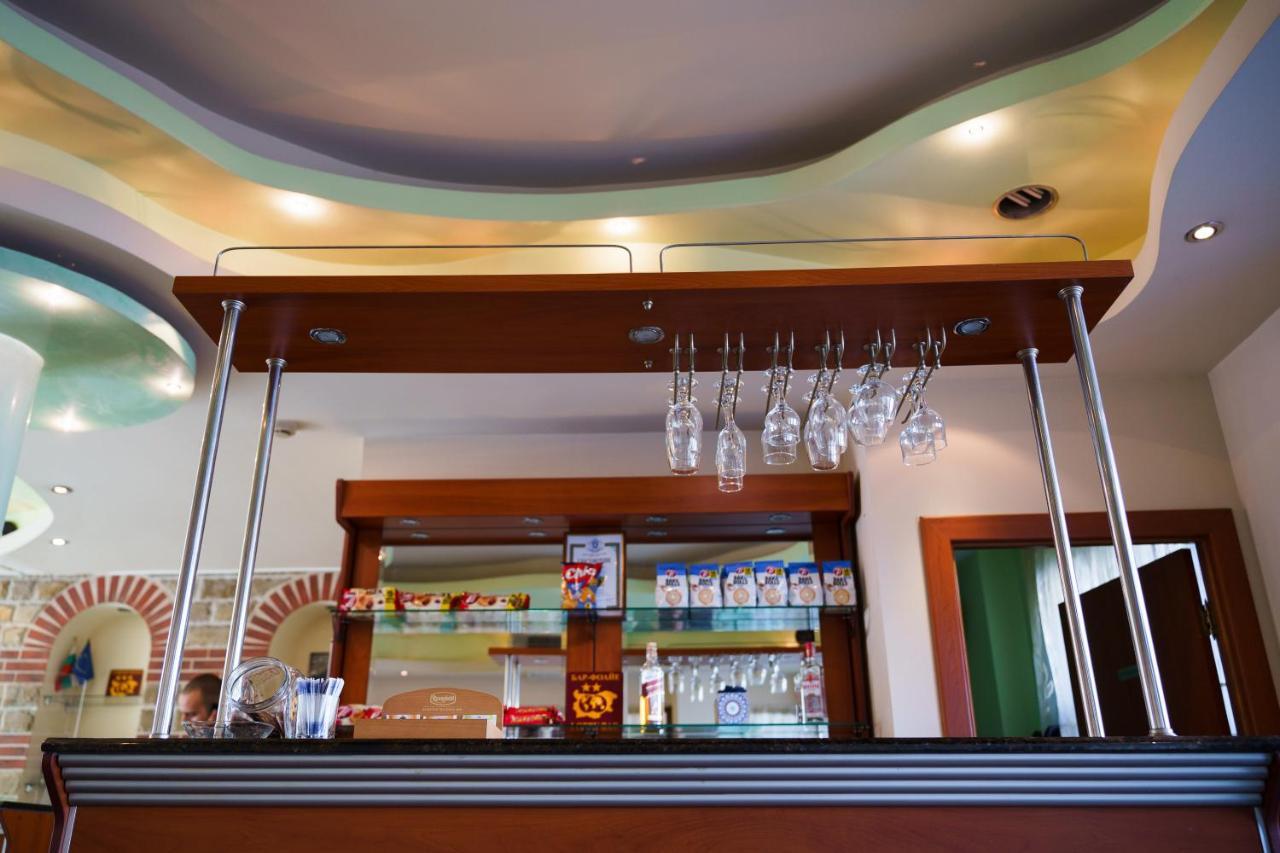 Dionis Hotel Varna Exterior foto